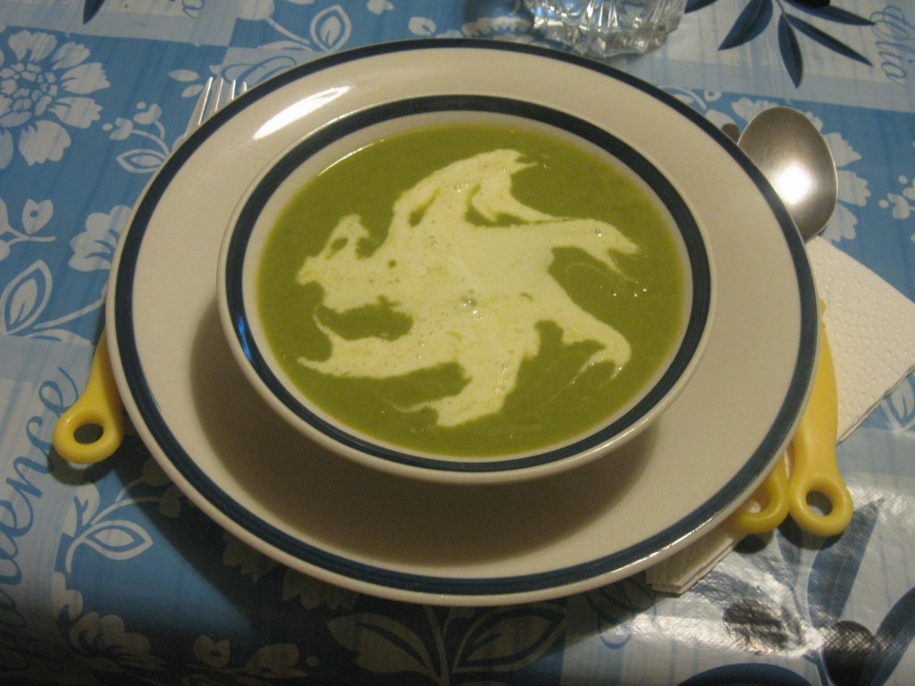 Sopa creme de ervilha (Supa crema de mazare)