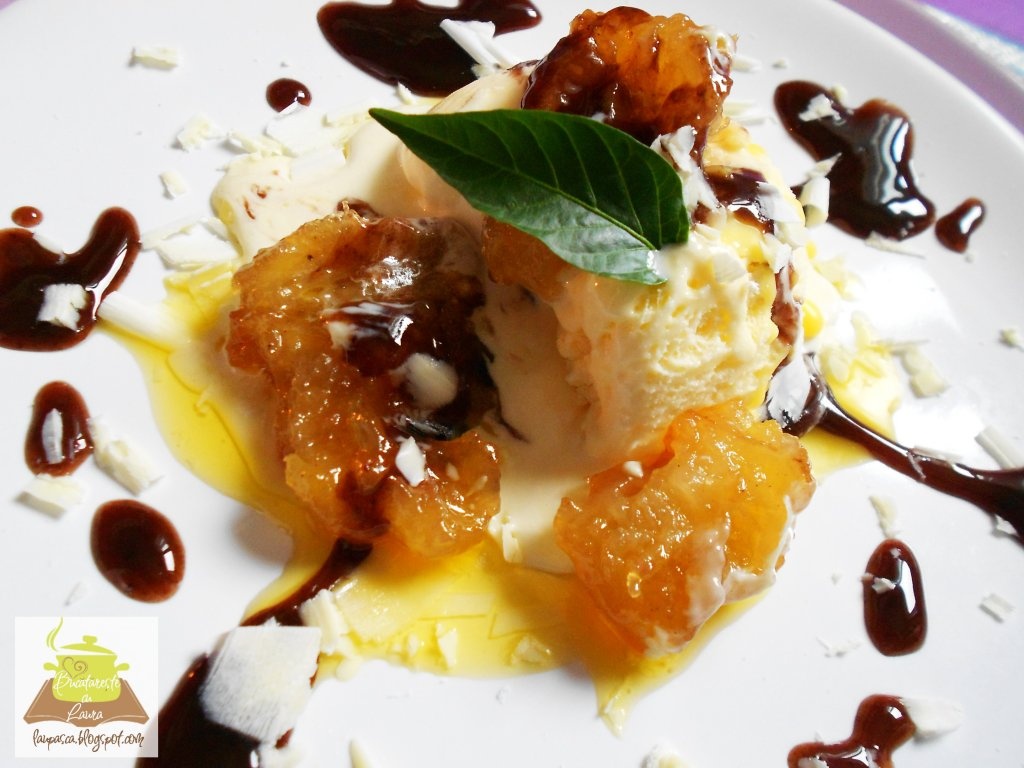 Banane caramelizate cu inghetata