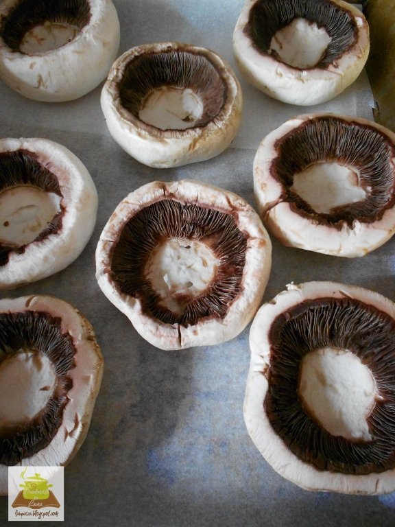 Ciuperci umplute - aperitiv rapid