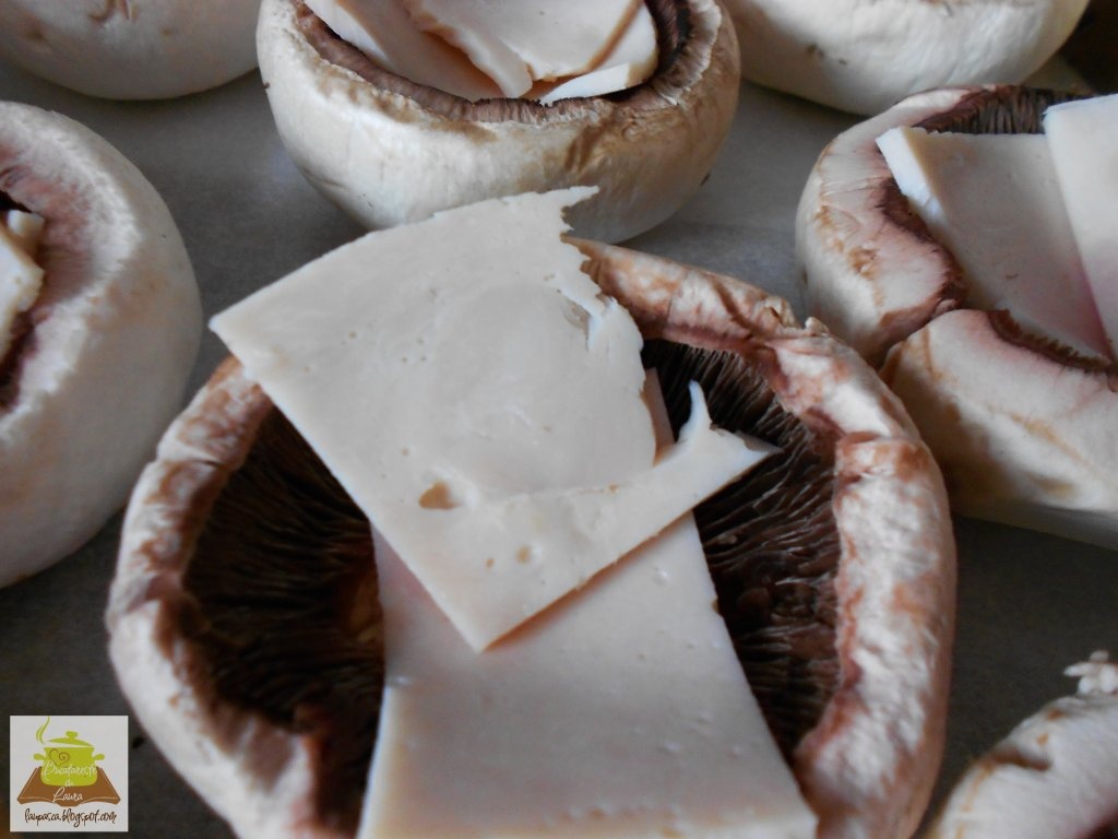 Ciuperci umplute - aperitiv rapid
