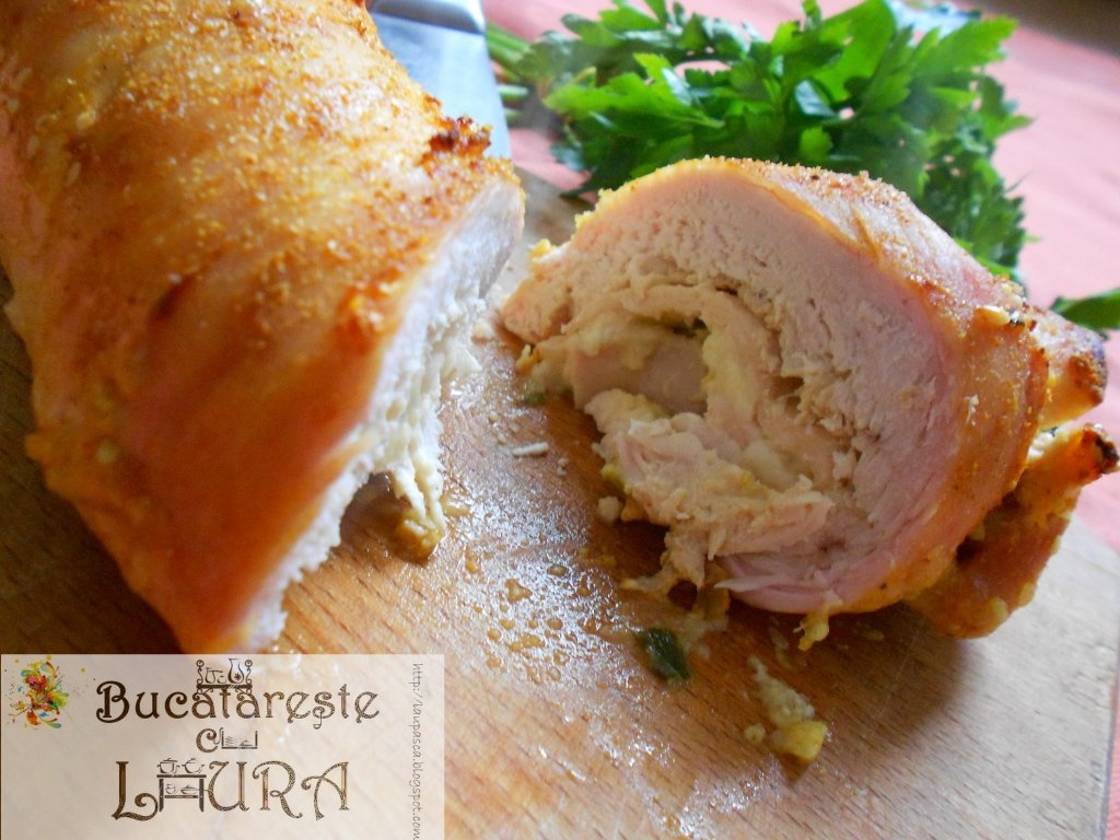 Rulada de pui cu branza