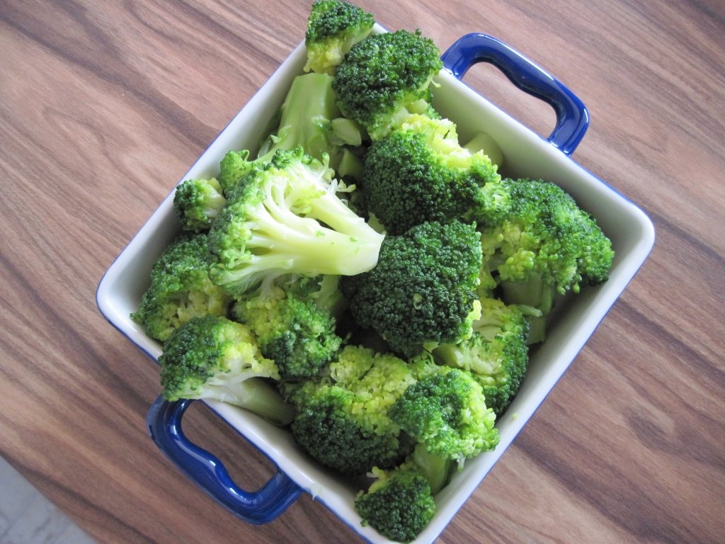 Brocoli cu 3 feluri de branza