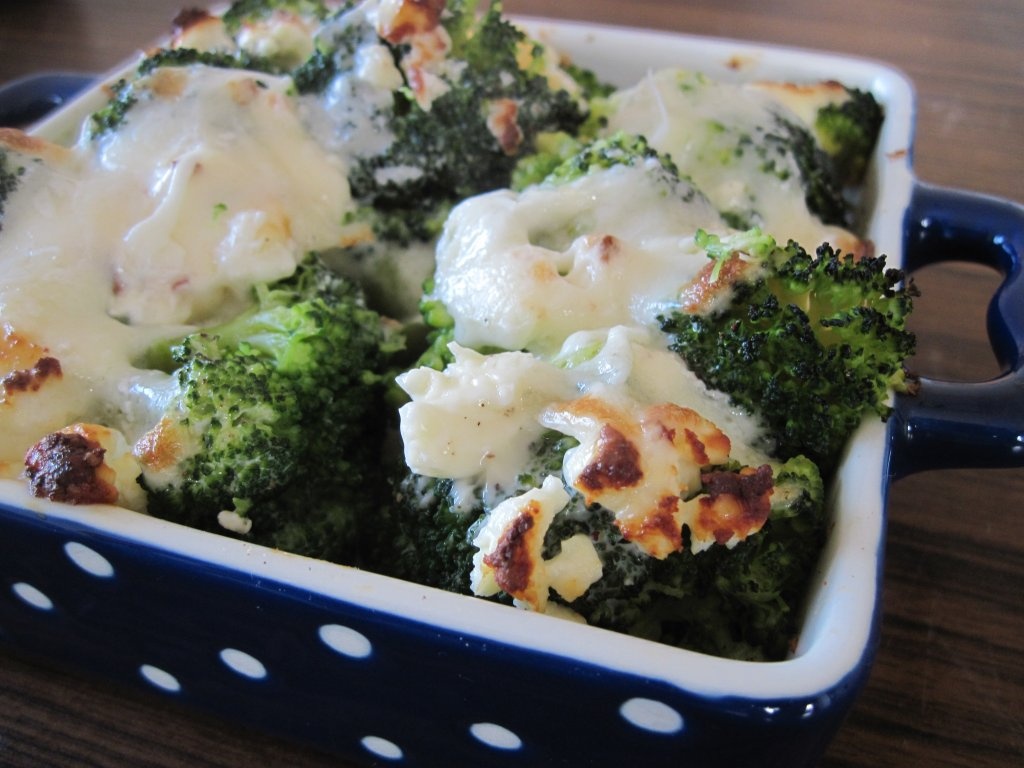 Brocoli cu 3 feluri de branza