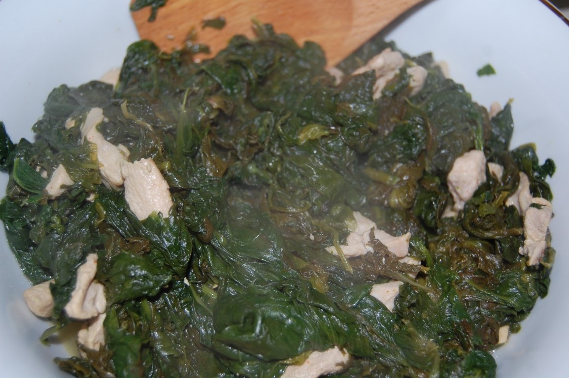 Cosulete cu spanac si curcan