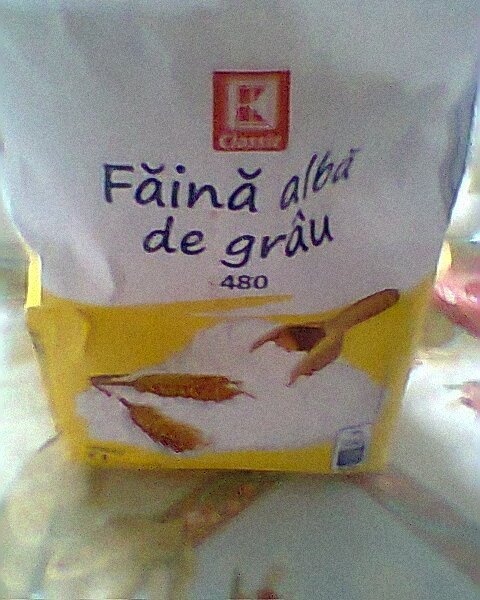 Gogosi  cu flori de salcam