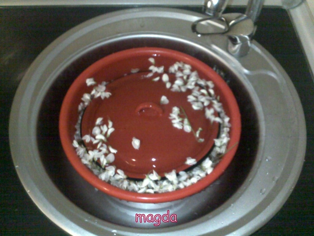 Dulceata de flori de salcam