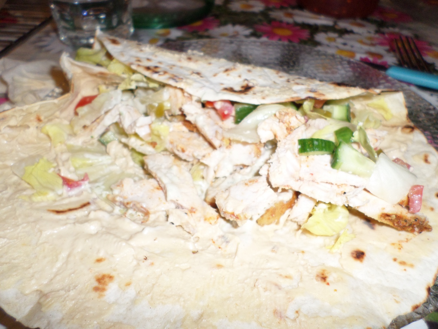 Lipie umpluta cu carne macinata