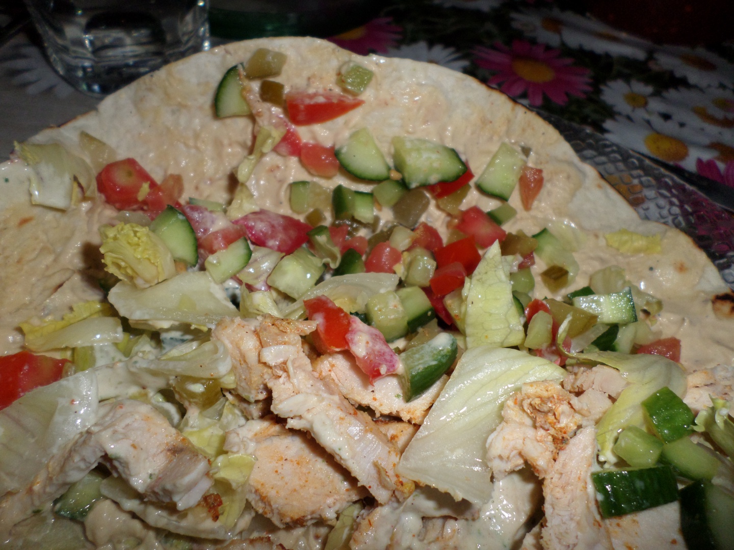 Lipie umpluta cu carne macinata