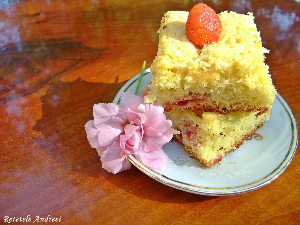 Prajitura cu capsuni