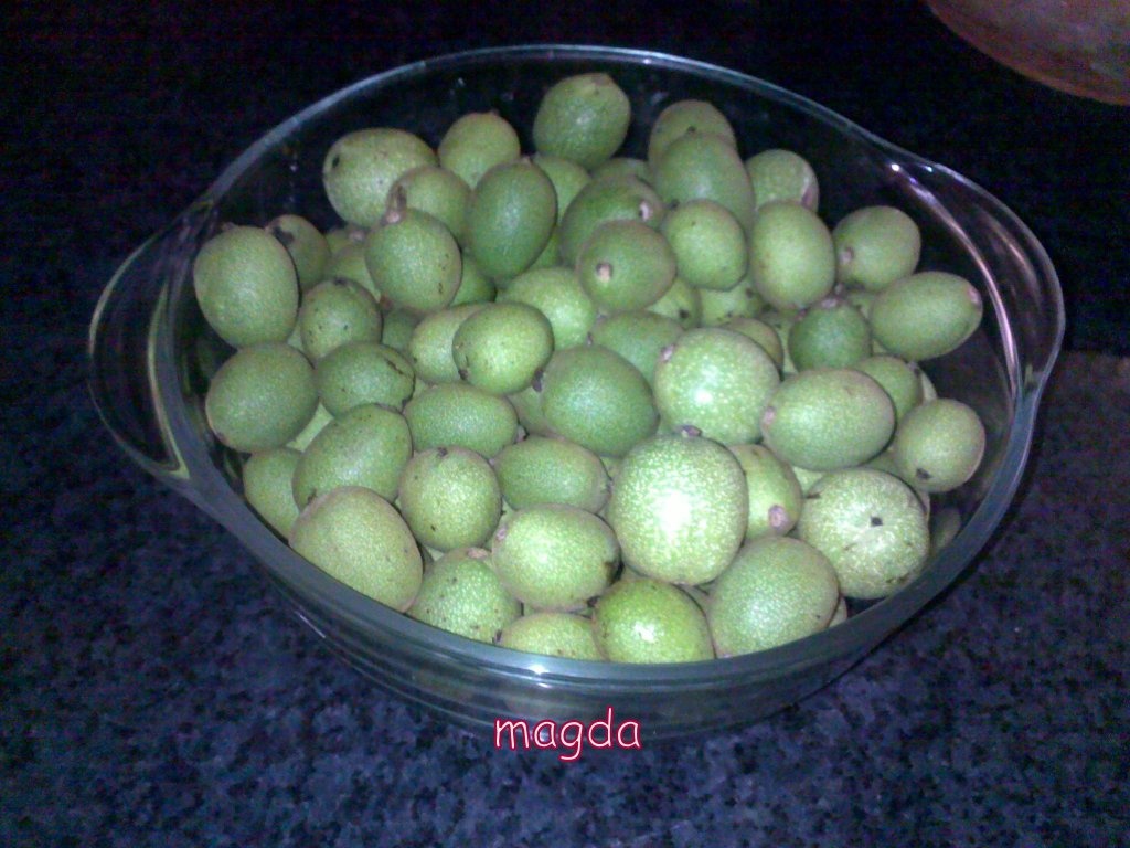 Dulceata de nuci verzi