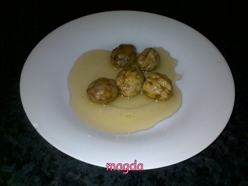 Dulceata de nuci verzi