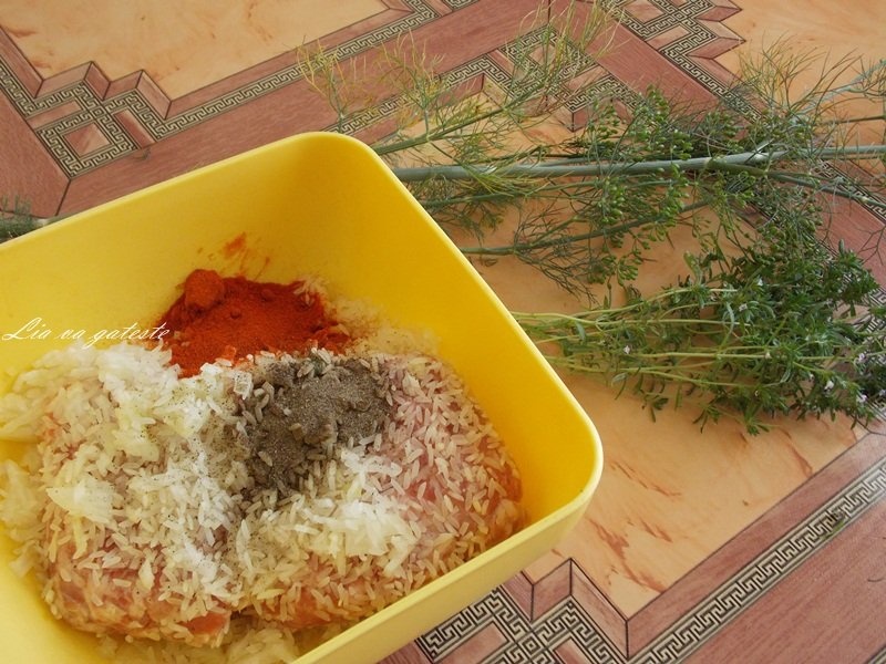 Sarmale cu varza dulce si afumatura