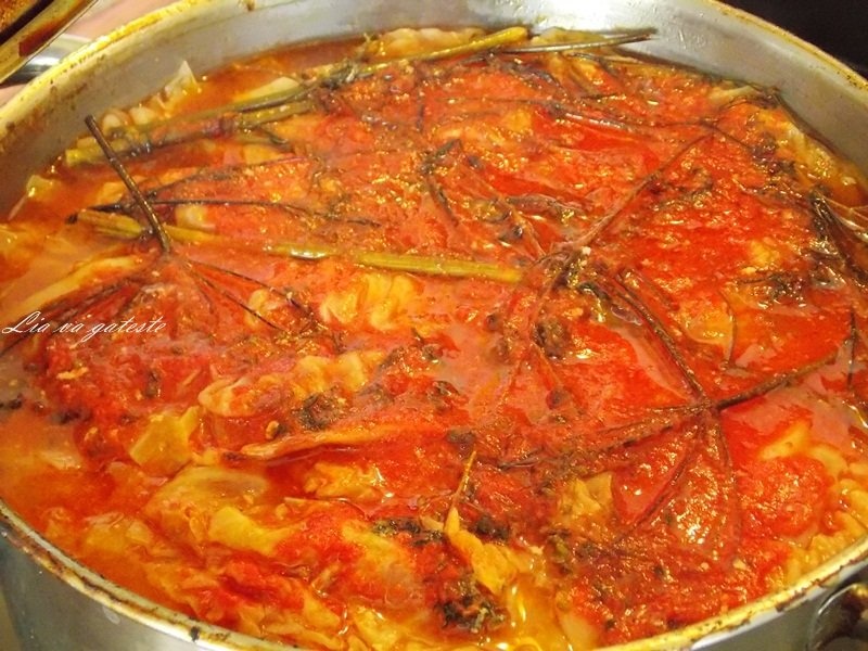 Sarmale cu varza dulce si afumatura