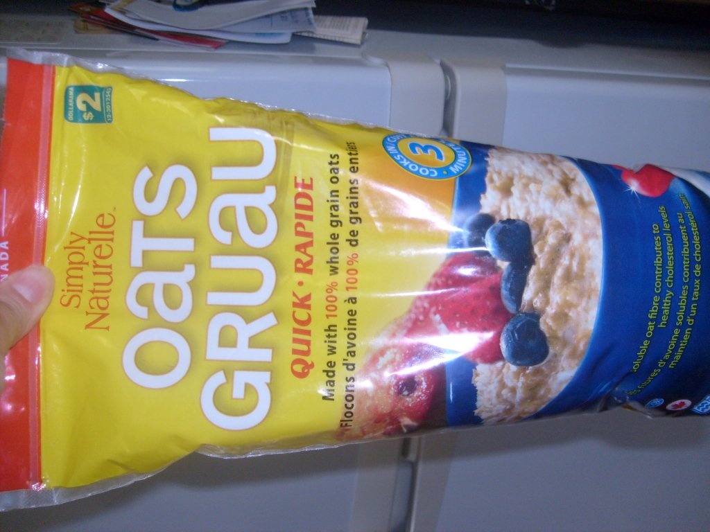 Biscuiti deliciosi din compot de mere si ovaz