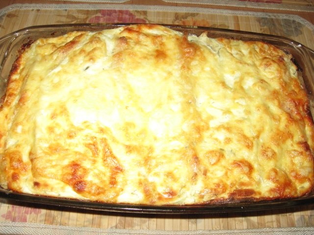 Budinca de clatite cu branza la cuptor