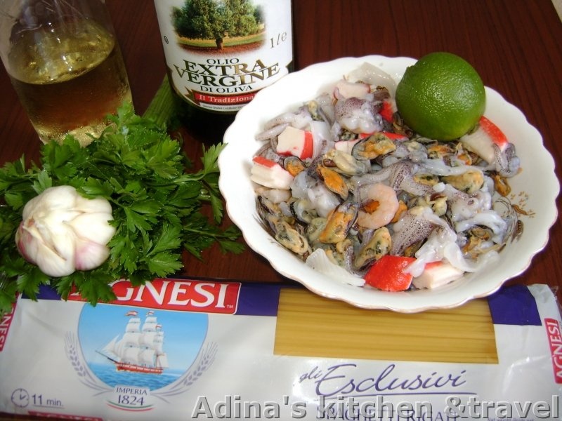 Spaghete cu fructe de mare