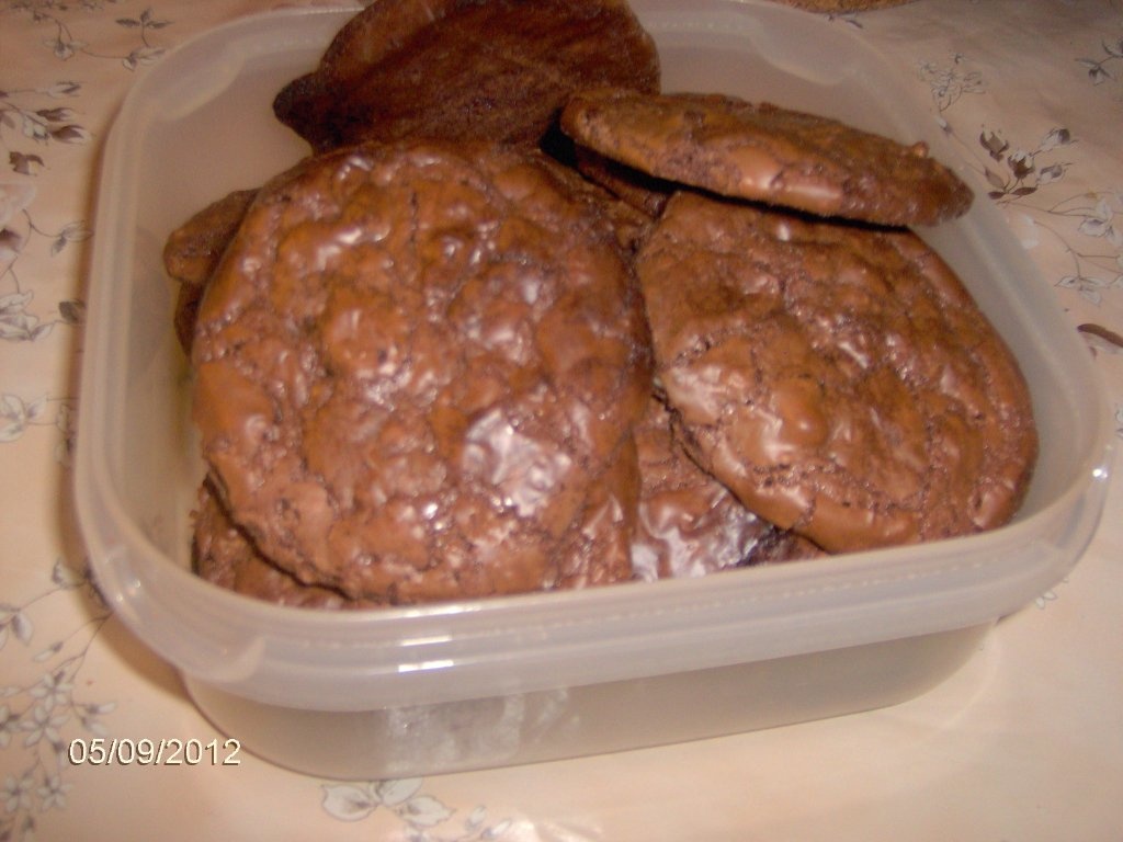 Fursecuri de ciocolata cu nuci