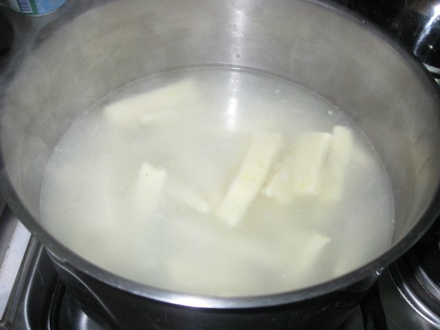 Iepure de vanat la cuptor cu arpagic si masline