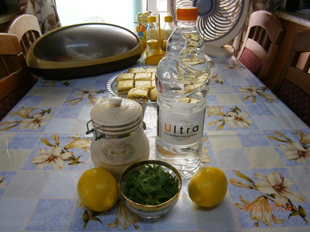 Limonada cu menta -reteta araba