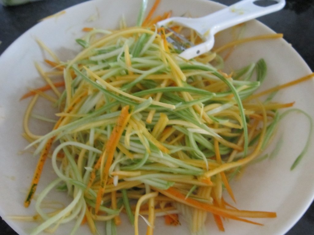 "Spaghete" de dovlecei