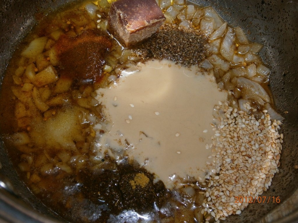 Curry cu vinete si susan-“Fried brinjal sesame curry”-reteta  srilankeza