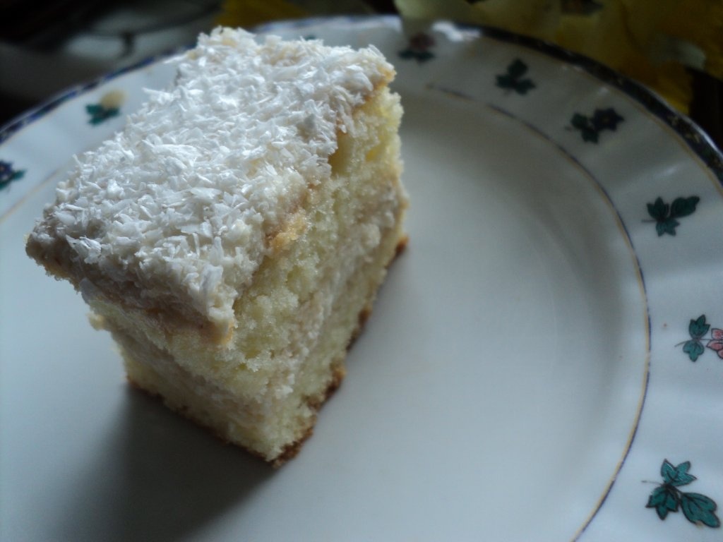 Prăjitură cu cremă de nucă și lămâie