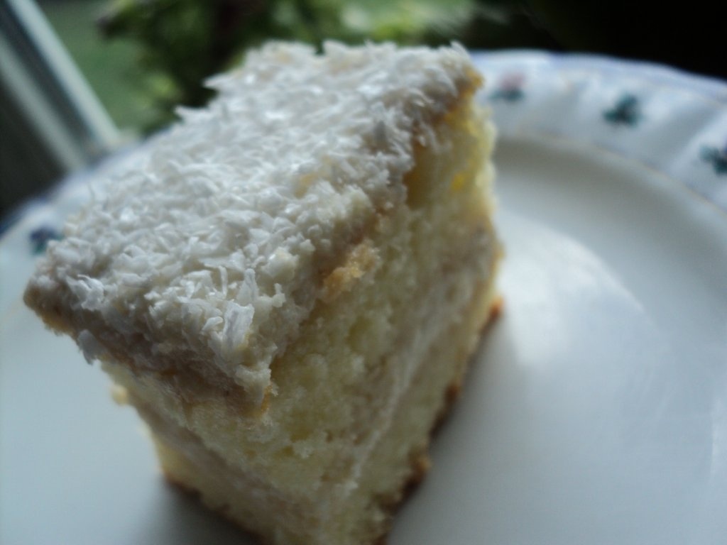 Prăjitură cu cremă de nucă și lămâie