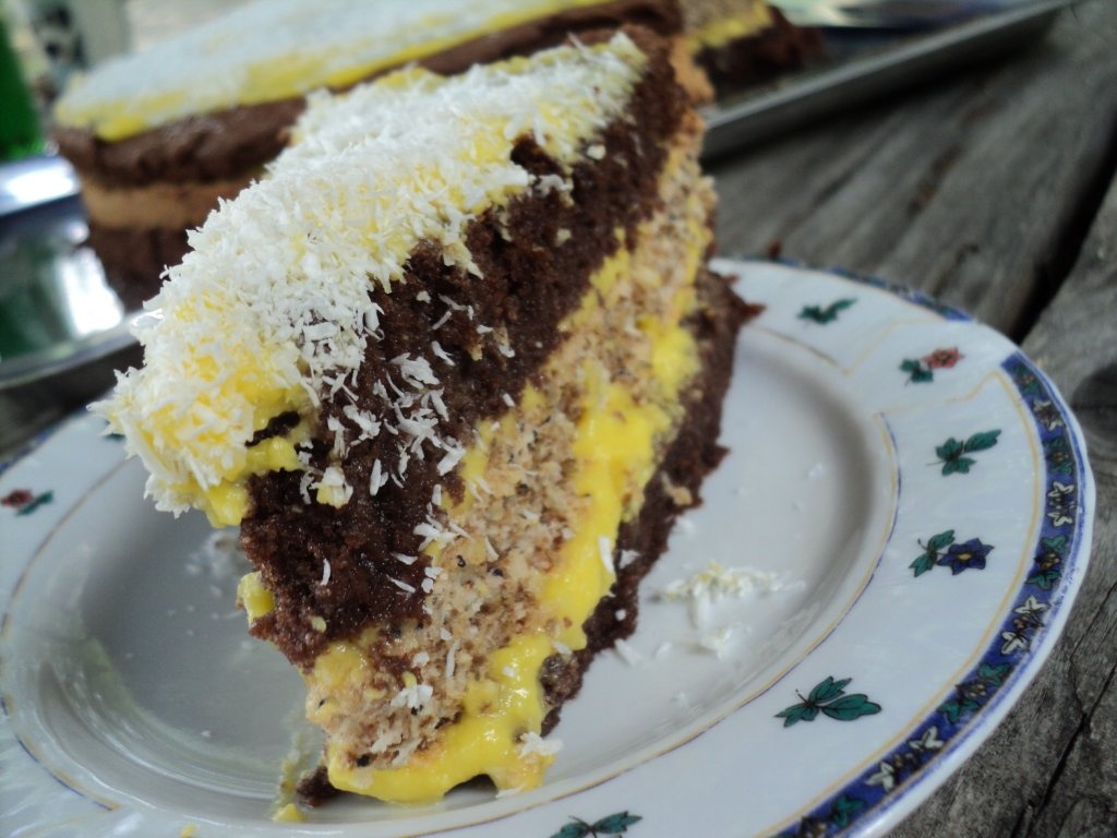 Tort cu două blaturi