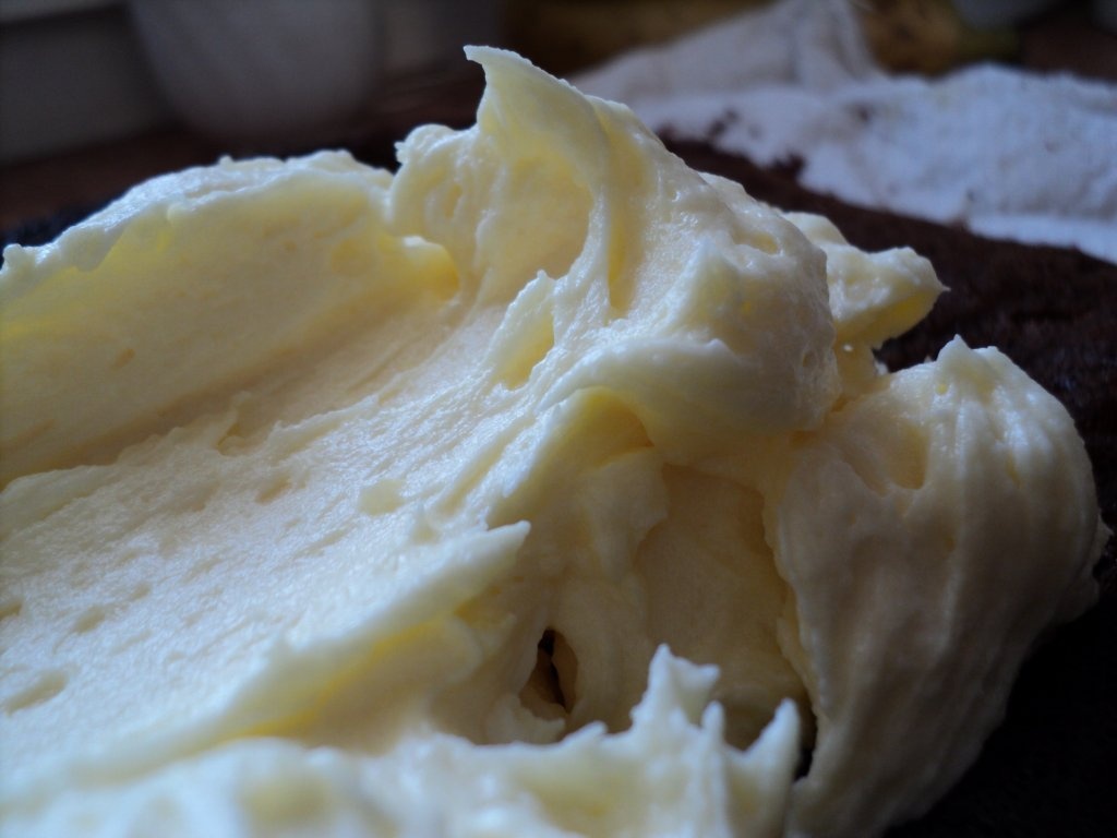 Ruladă cu banane (buturugă)