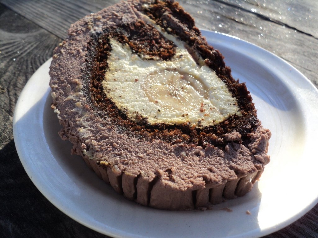 Ruladă cu banane (buturugă)