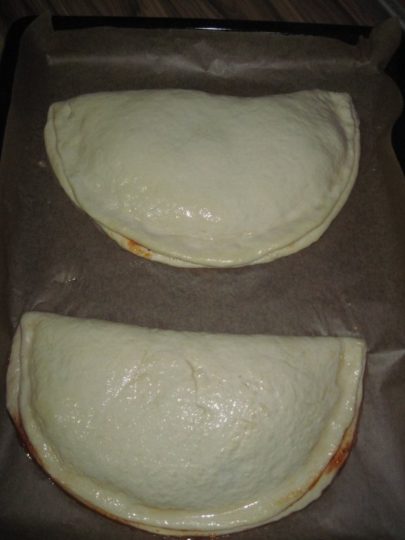 Pizza Calzone