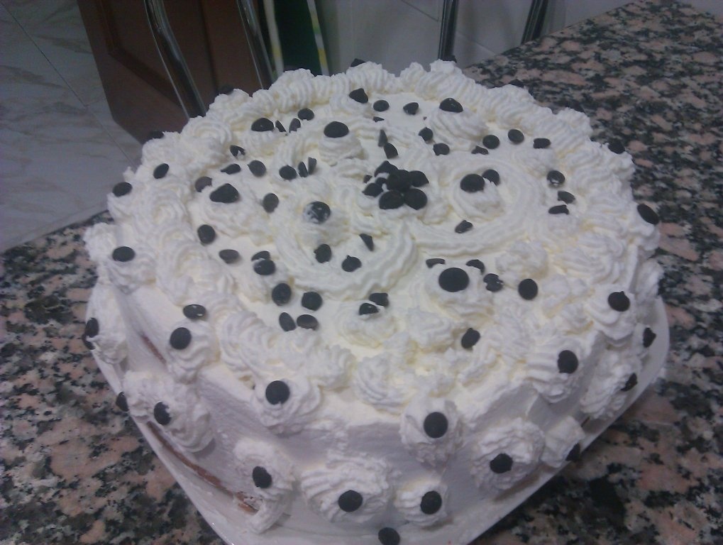 Tort cu frisca si nutella