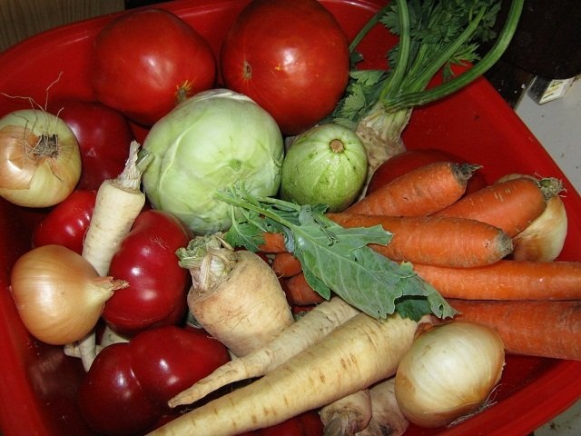 Legume si zarzavaturi la borcan