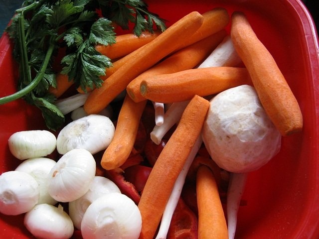 Legume si zarzavaturi la borcan