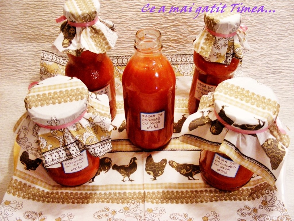 Pasta de gogosari cu rosii