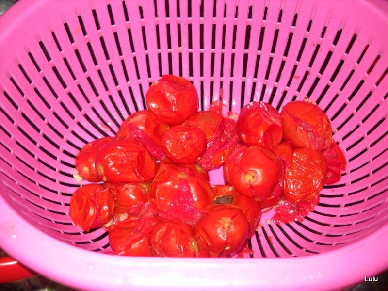 Rosii in suc de rosii galbene