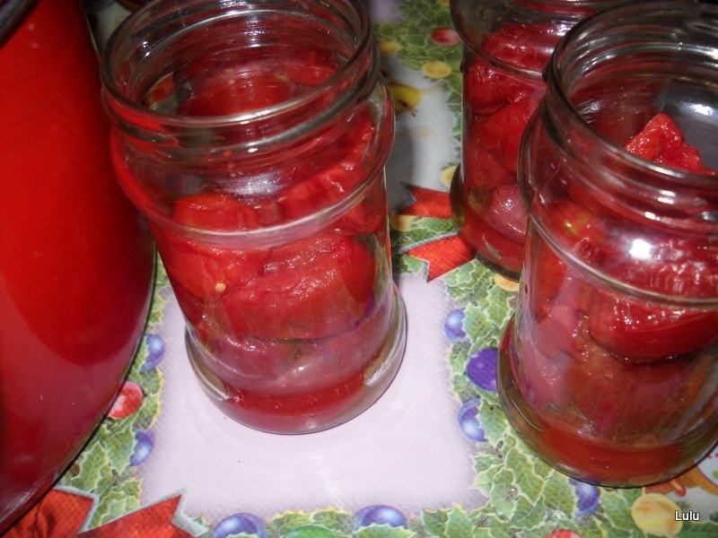 Rosii in suc de rosii galbene