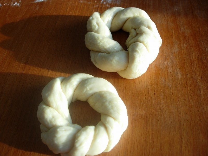 Covrigi cu mac si susan