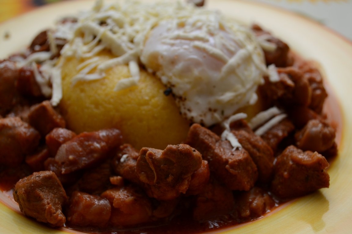 Tochitura Moldoveneasca