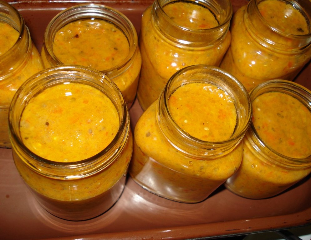 Zacusca de vinete cu ciuperci de padure