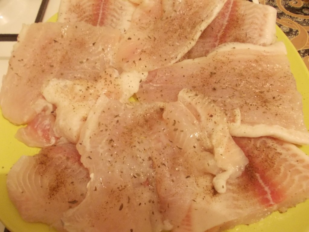 File de pangasius cu sos alb