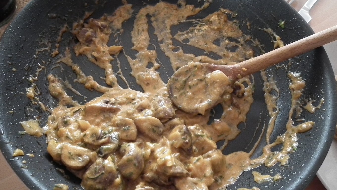 Champignons cremoase cu somon in crusta