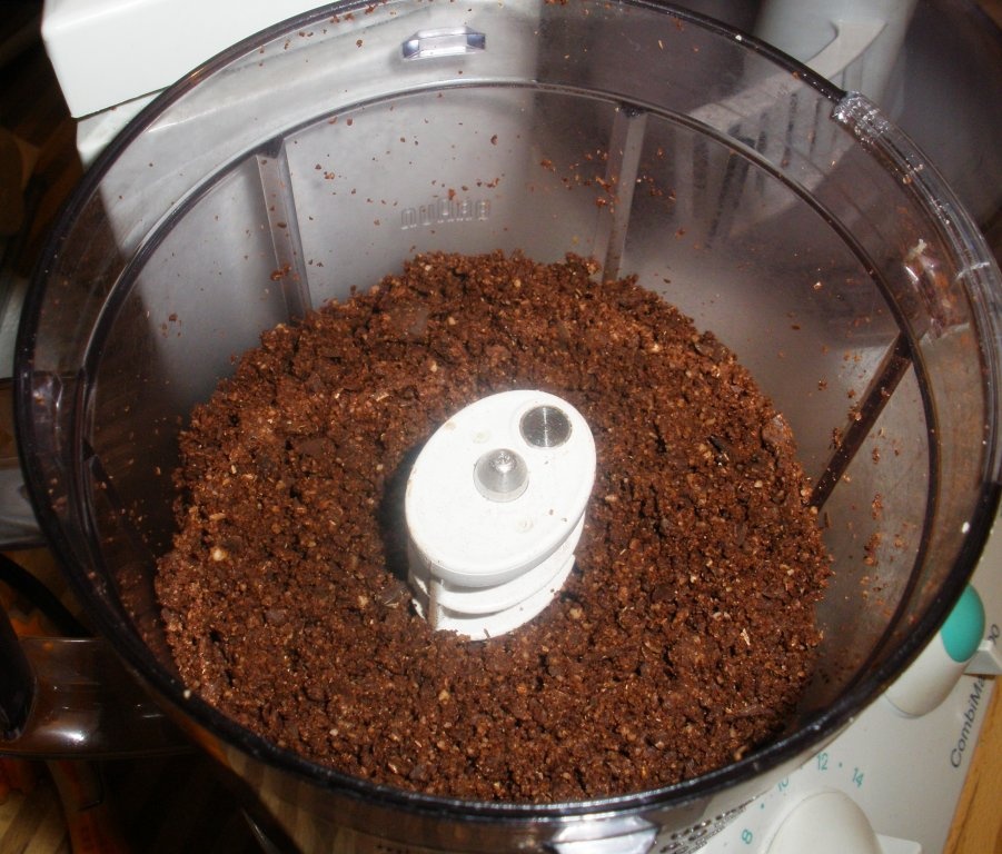 Tort delicios cu ciocolata, fara faina, marca Jamie Oliver