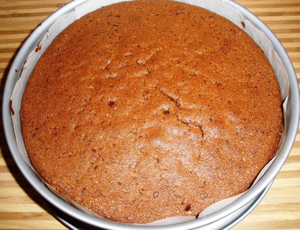 Tort delicios cu ciocolata, fara faina, marca Jamie Oliver