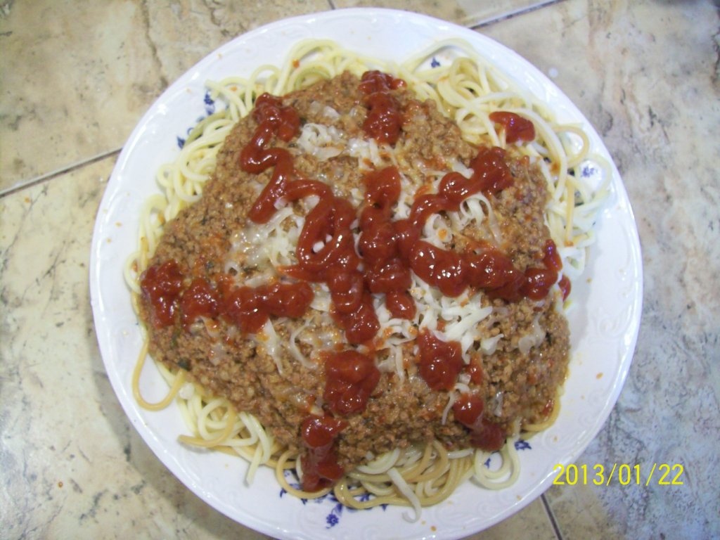 Spaghetti cu carne