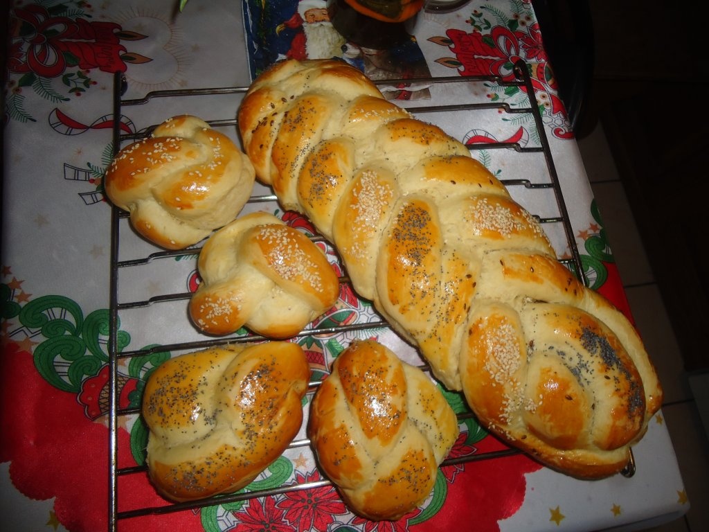 Colaci de casa si japoneze