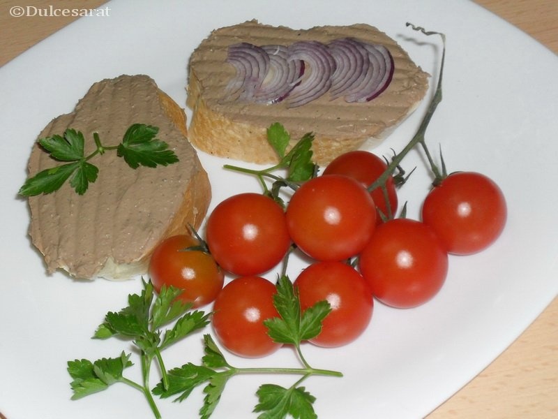 Pate de ficat de pasare