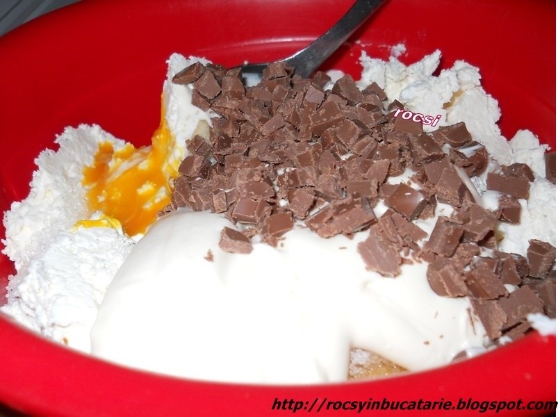 Budinca cu branza si ciocolata