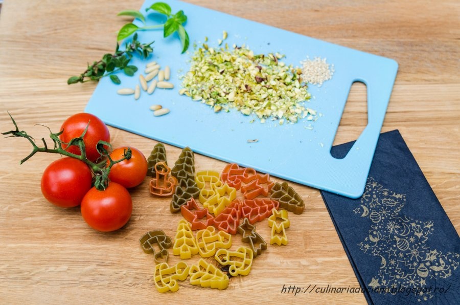 Paste cu sos pesto si parmezan