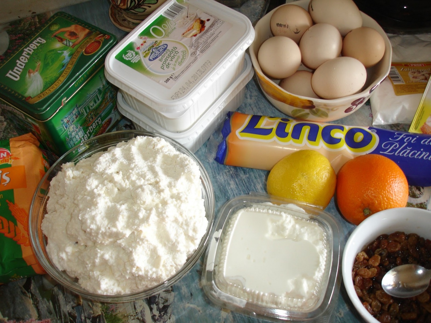 Placinta cu branza aromata/Pasca fara aluat